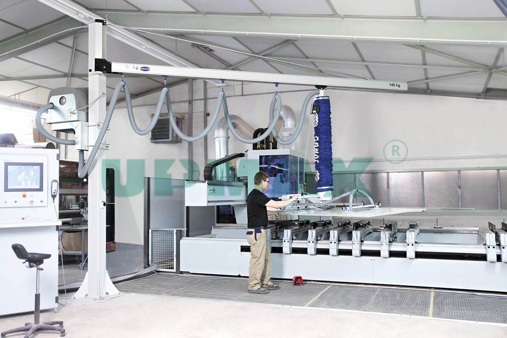 1592486682577280.jpg column-mounted-jib-crane-application-02.jpg